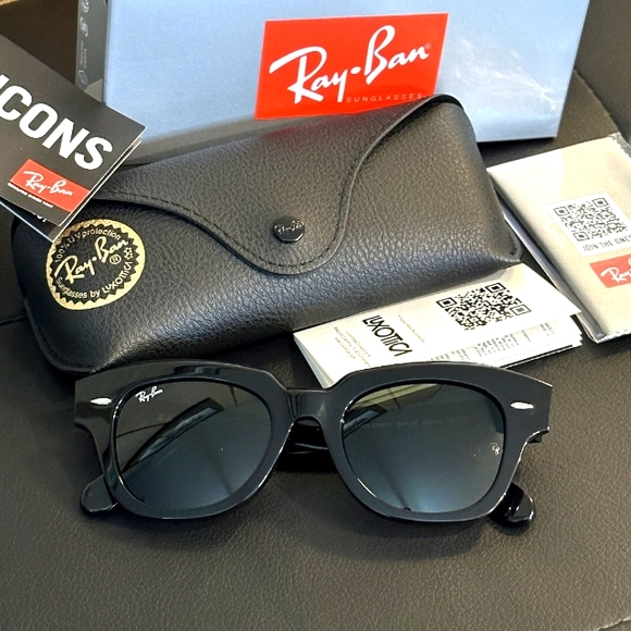LIKE NEW Ray-Ban State Street RB2186 Black Ray ban sunglasses - Picture 2 of 16